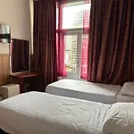 Hotel Isis