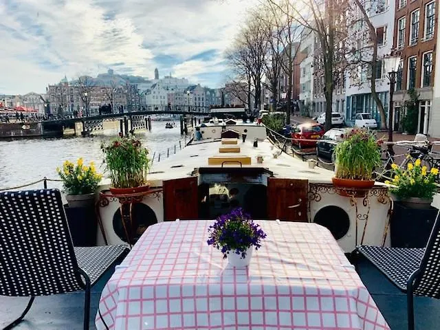 Romantic Houseboat