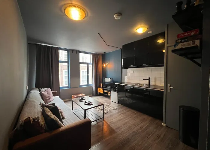 7B&B