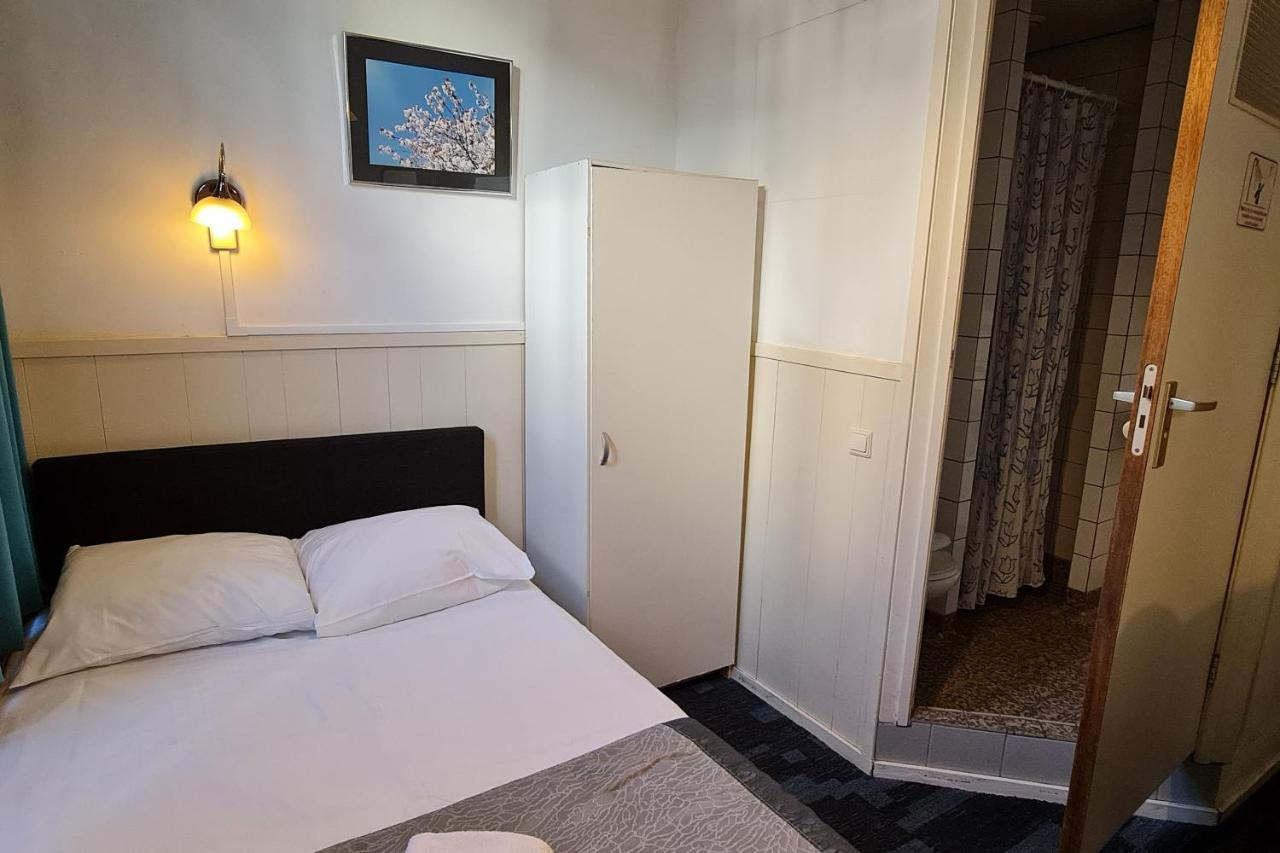 Euphemia Budget Old Canal Zone Hostel