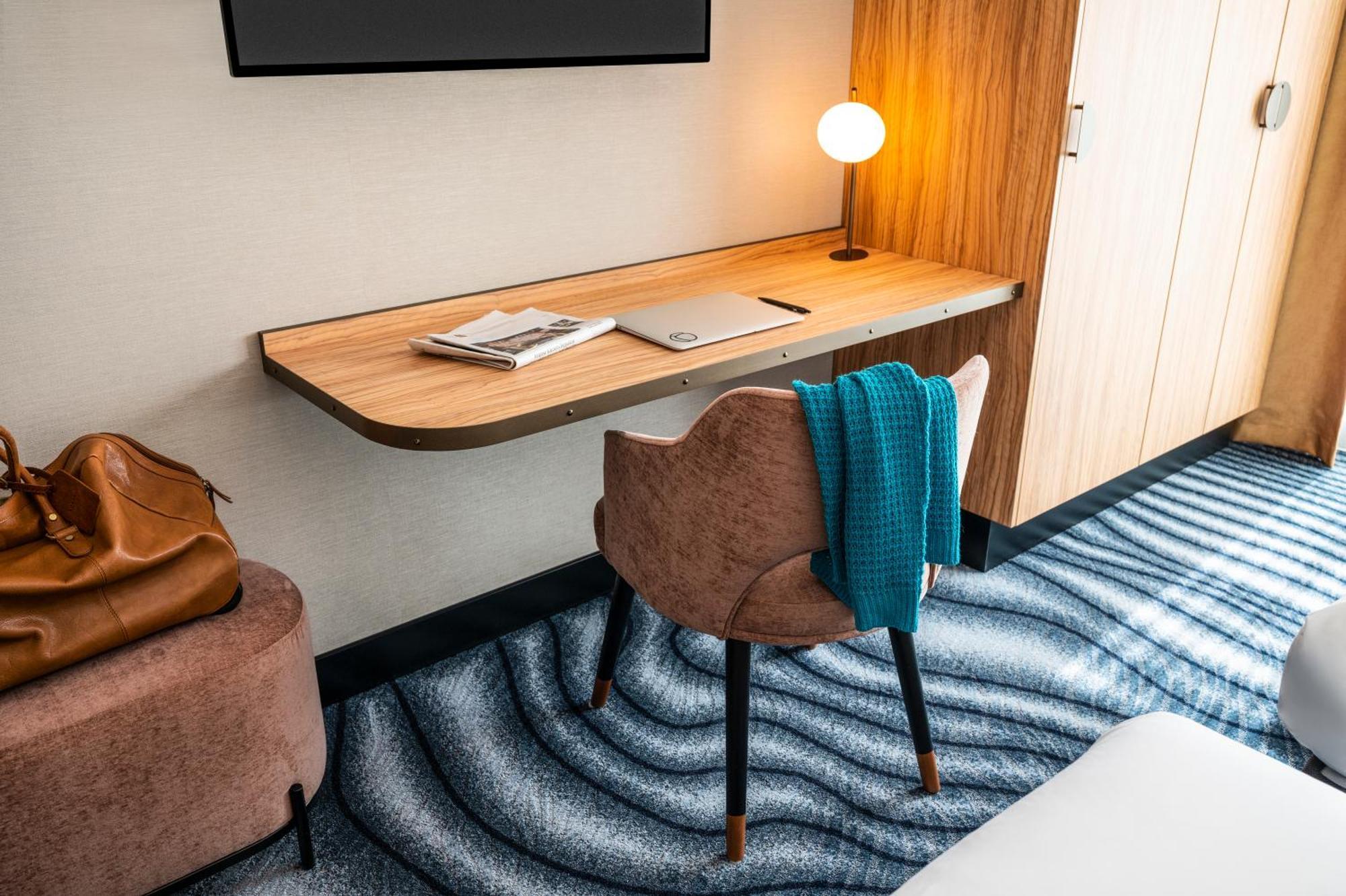 Hotel Mercure North Station