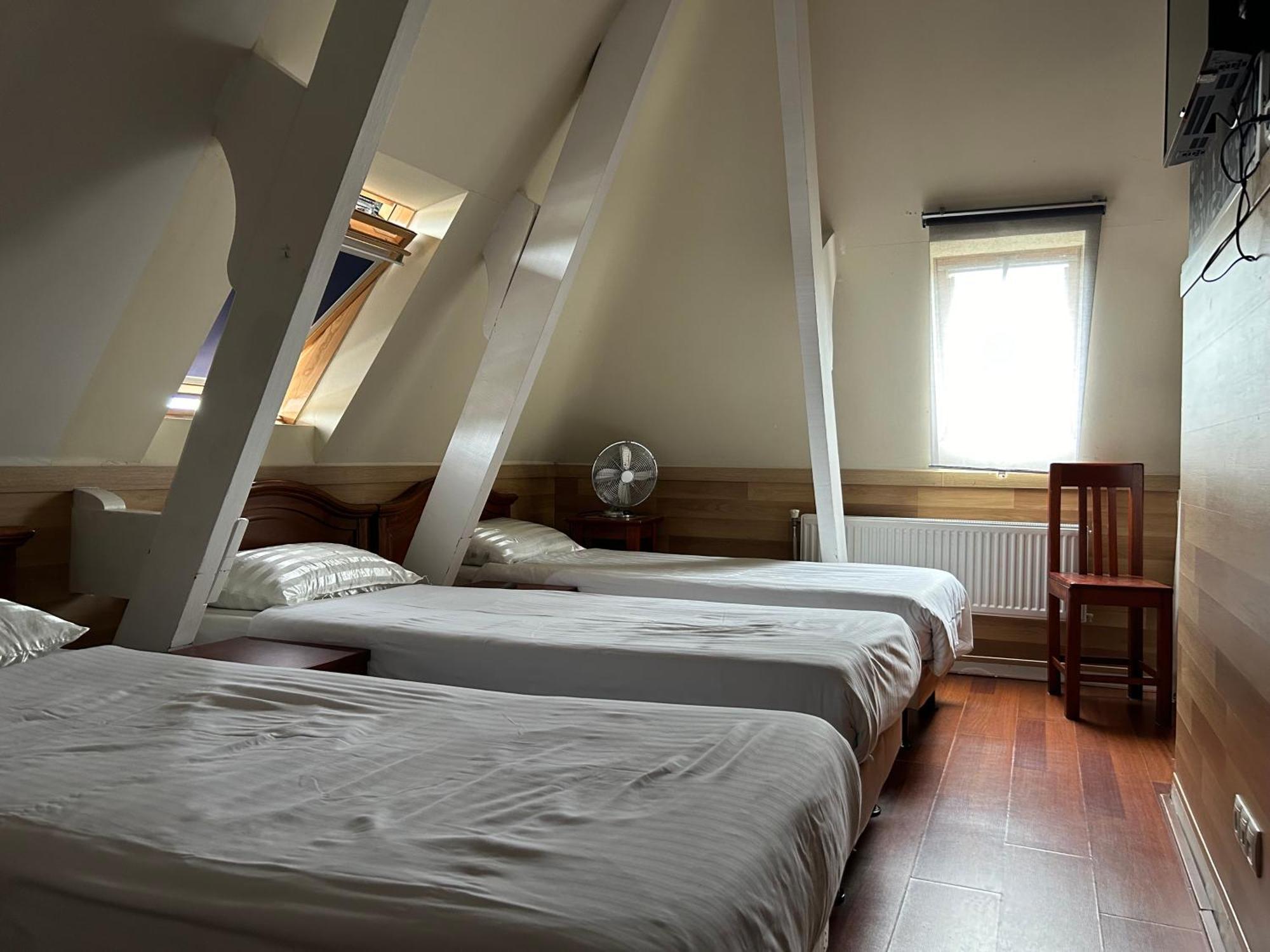 Isis Hotel 3*
