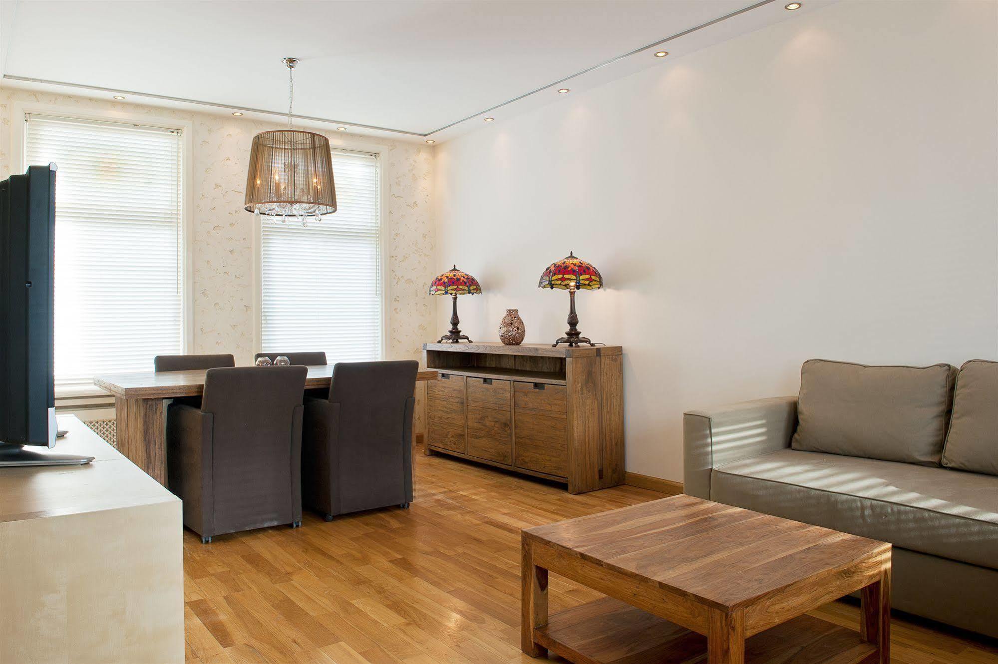 Short Group Leidseplein Longstreet Serviced Apartment *