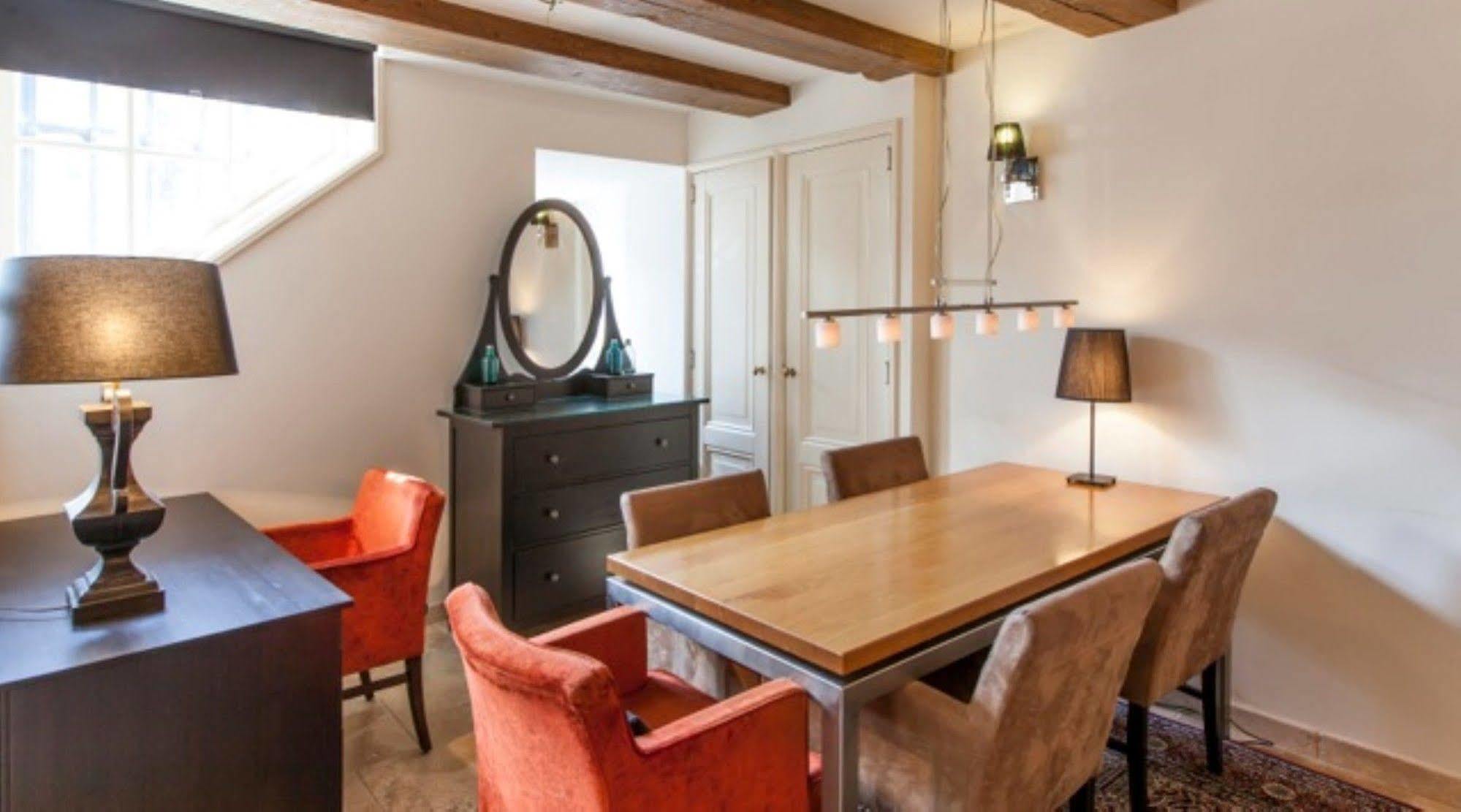 Bed & Breakfast Herengracht 4*
