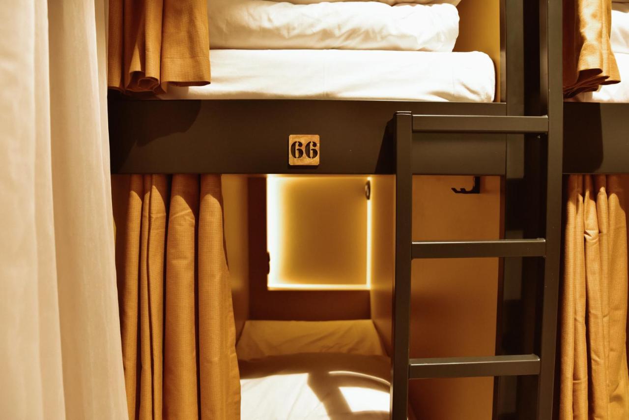 Durty Nelly's Hostel