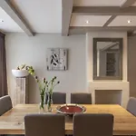 Haarlemmerstraat Apartments