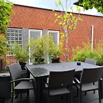 Royale en schone accommodatie met dakterras