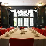 Apollofirst Boutique Hotel