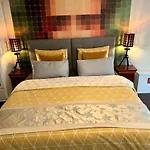 Amsterdam 4 Holiday Guestrooms