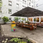 Hans Brinker Hostel Amsterdam