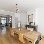 Artis Aquarium Apartment