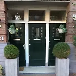 Vondelpark House B&B