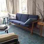 Miauw Suites, Canal View City Centre Hotel