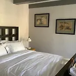 Former Rembrandt workshop two bedroom B&B