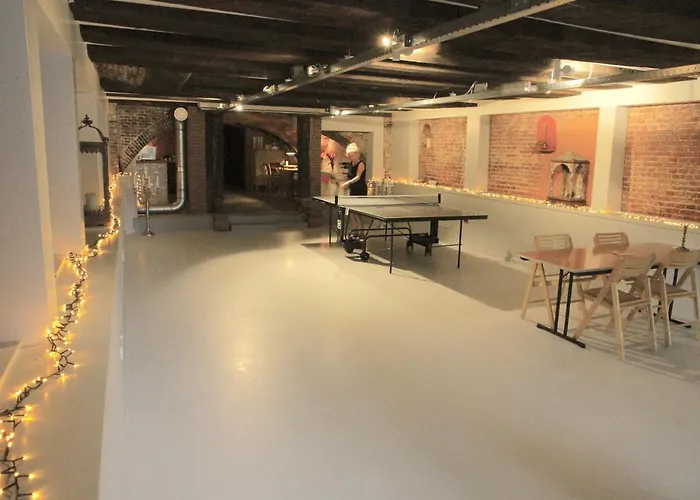 Top-Notch Apartment Along Canal In Historic Centre