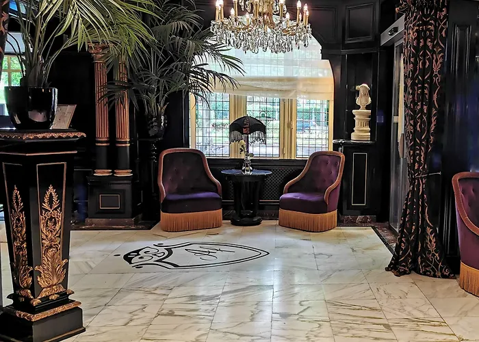 Apollofirst Boutique Hotel