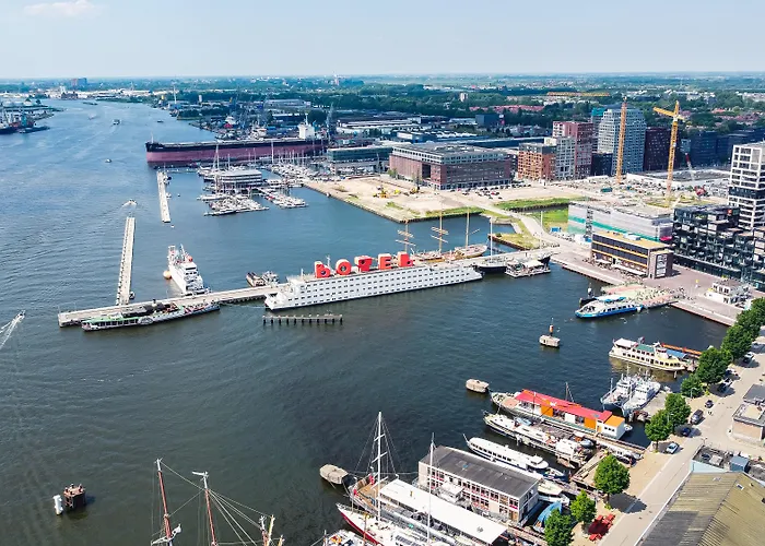 Botel