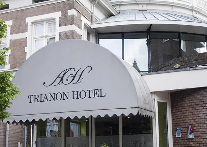 Budget Trianon Hotel