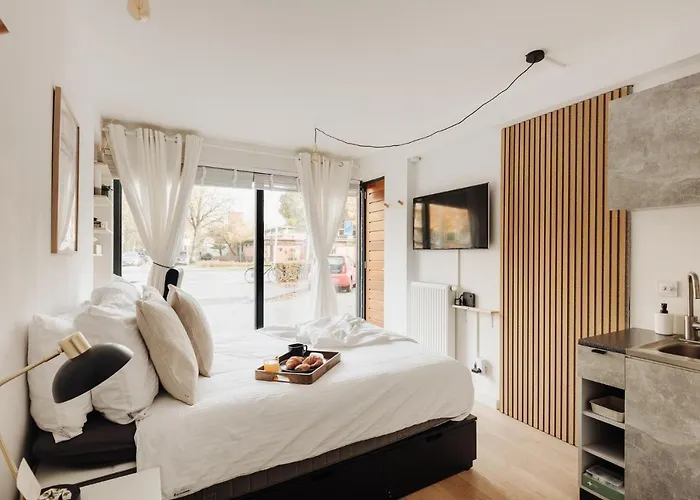 Luxurious Private Studio Amsterdam Zuid