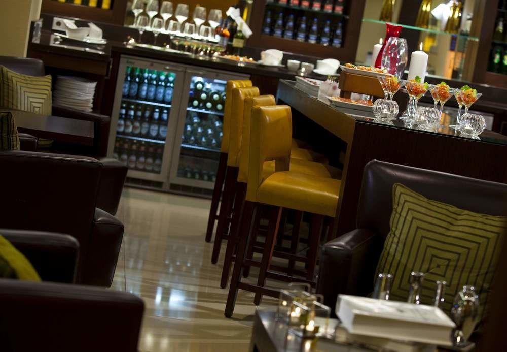 Renaissance Hotel 5*