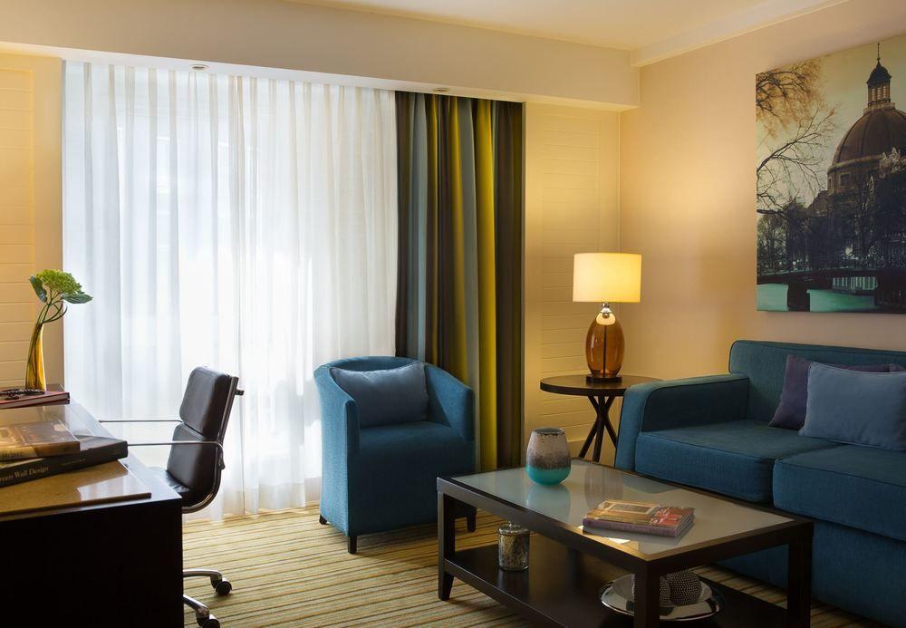 Hotel Renaissance