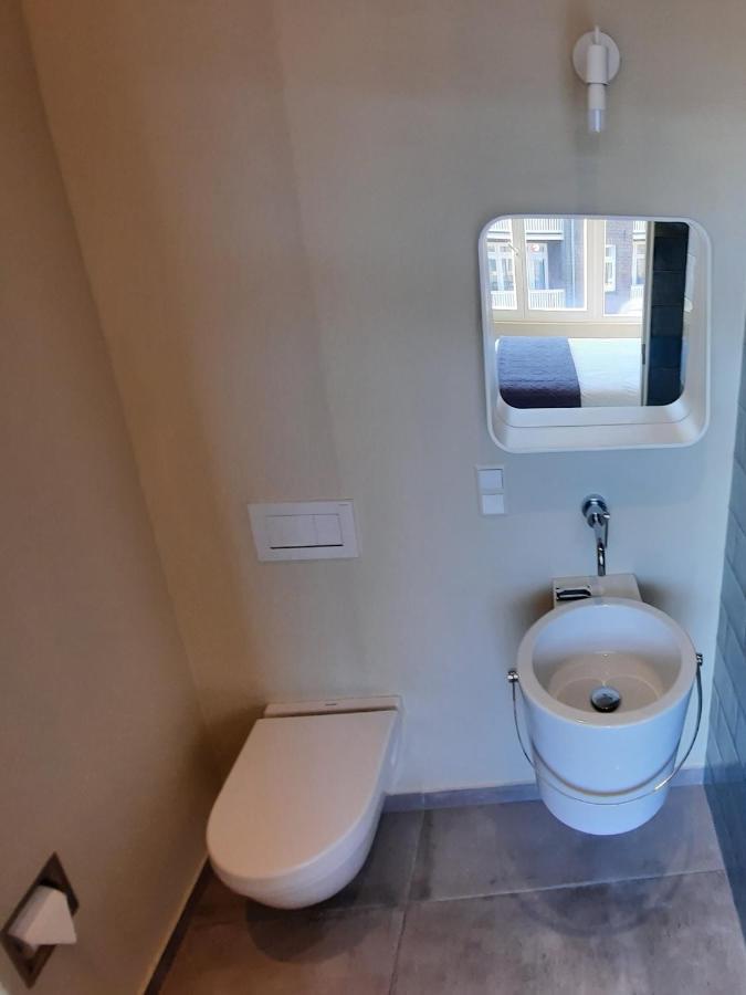 Bed & Breakfast Roomwest *