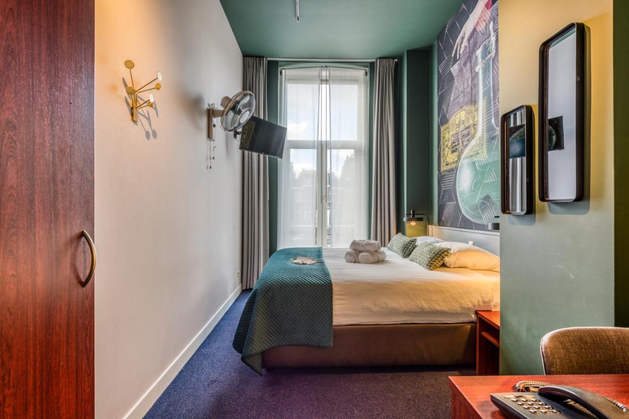 Alexander Amsterdam