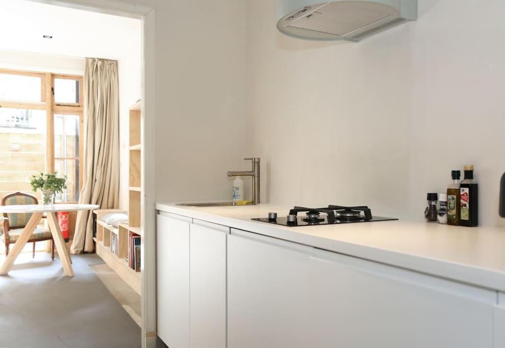 The Little Townhouse *