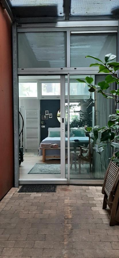Waterfront Bed & Breakfast