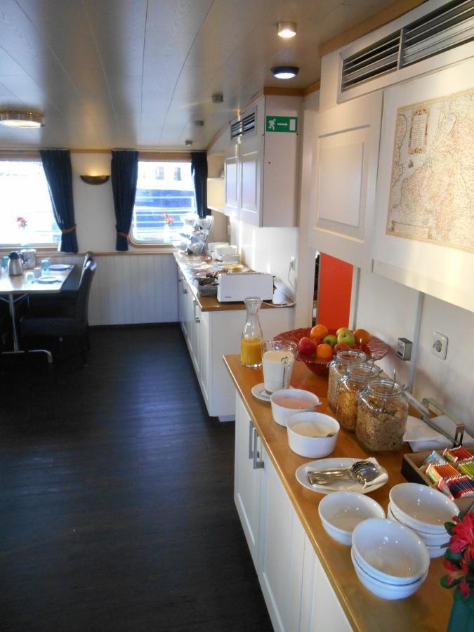 Hotelboat Iris