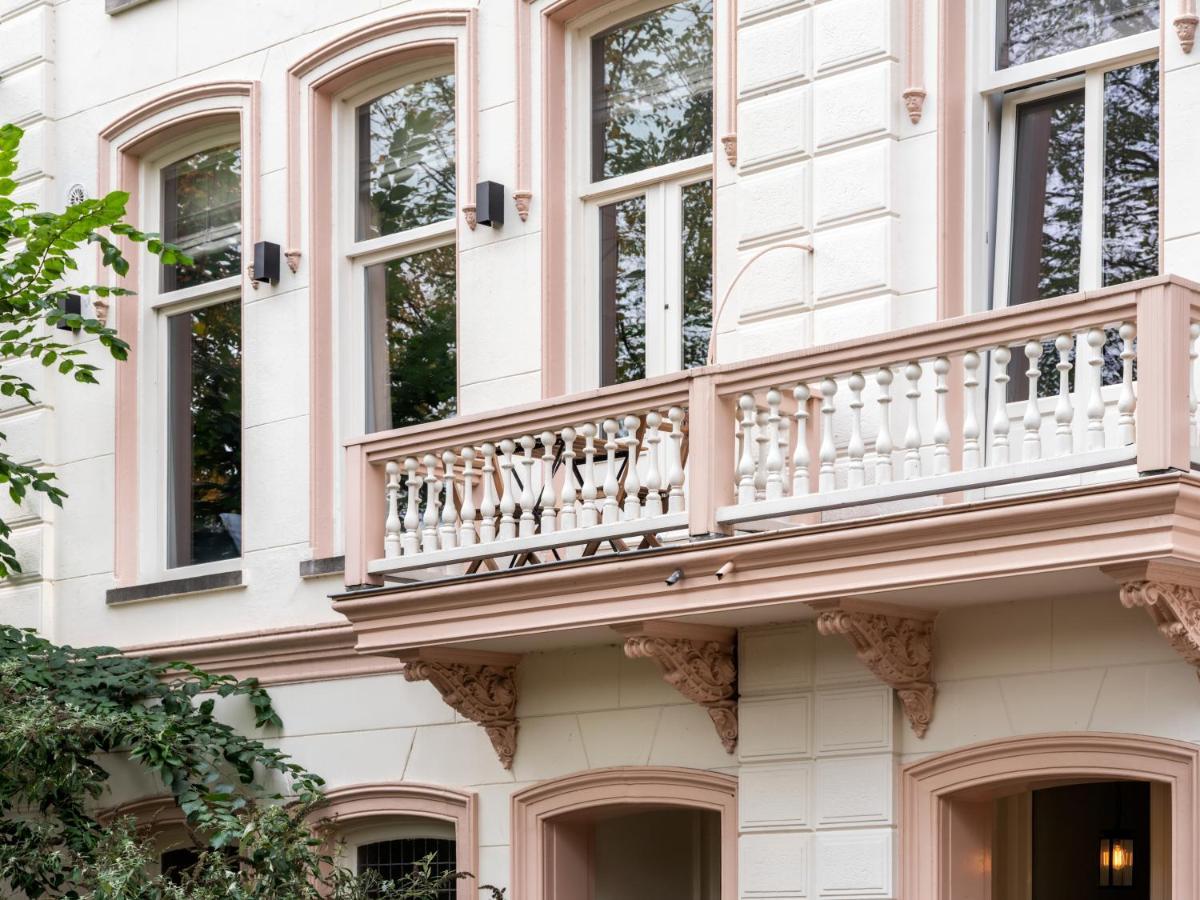Spinoza Bed & Breakfast 4*