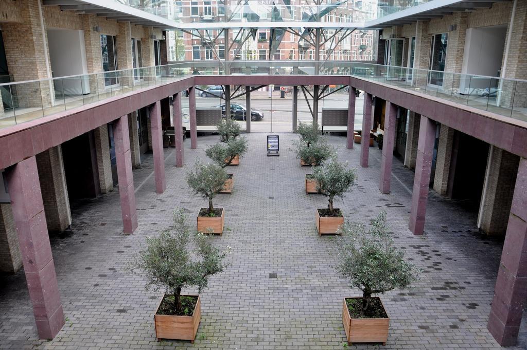 Mosaic Centre 3*