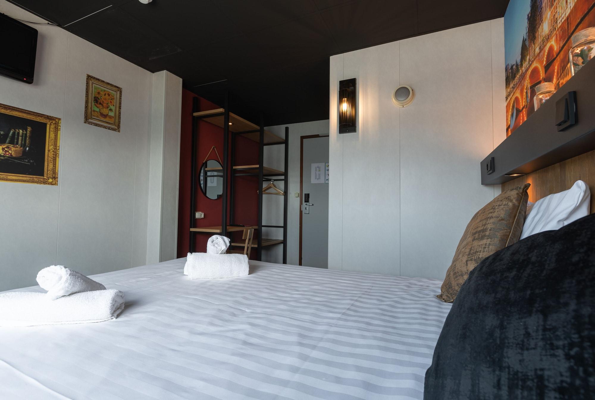 Botel Hotel Amsterdam