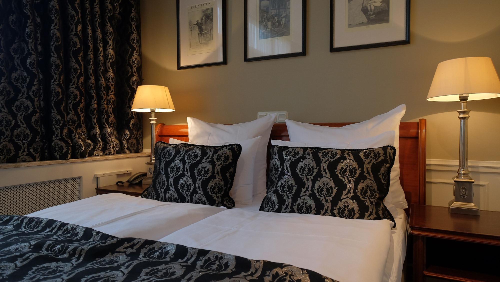 Apollofirst Boutique 4*