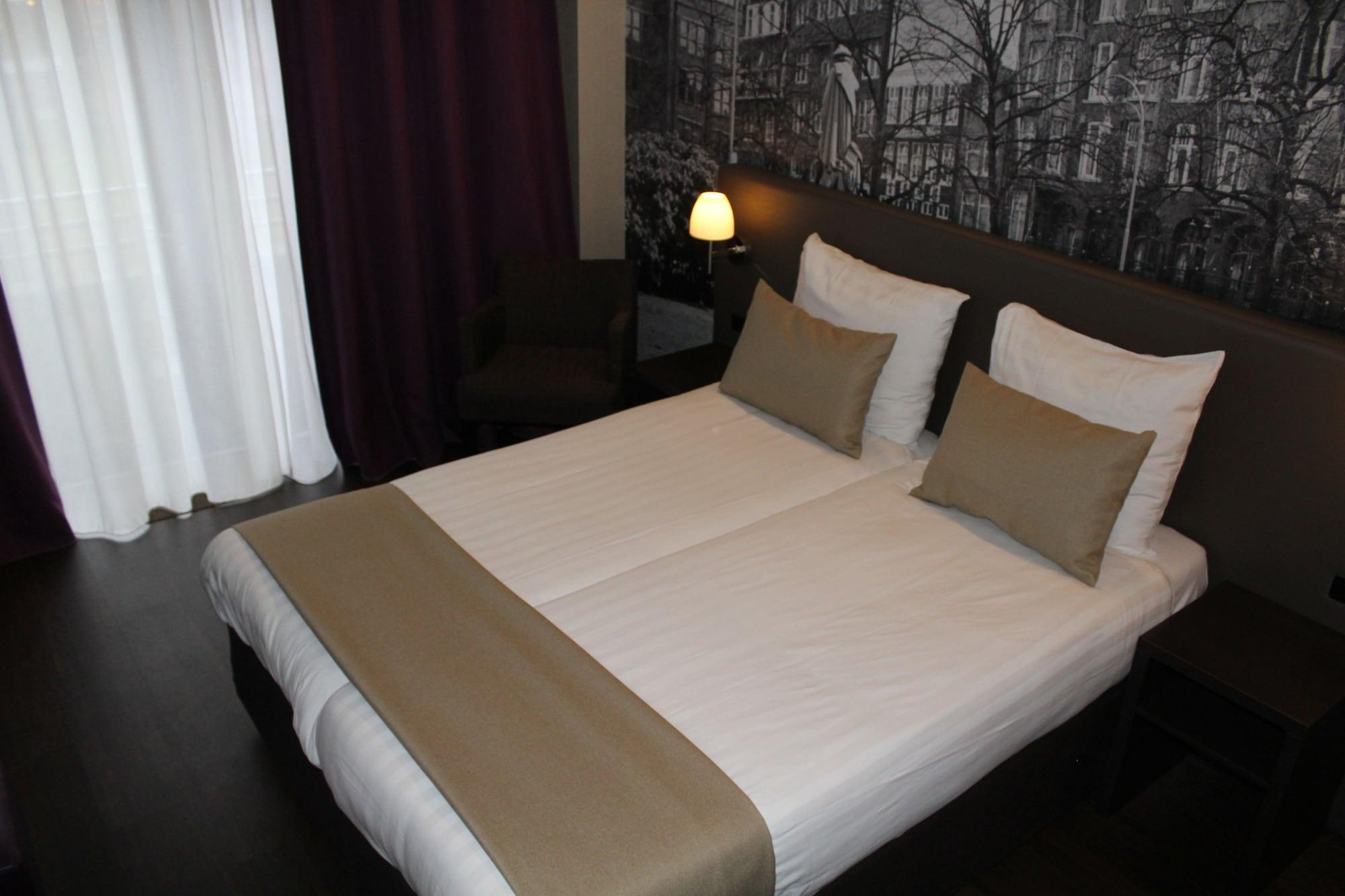 Royal Hotel