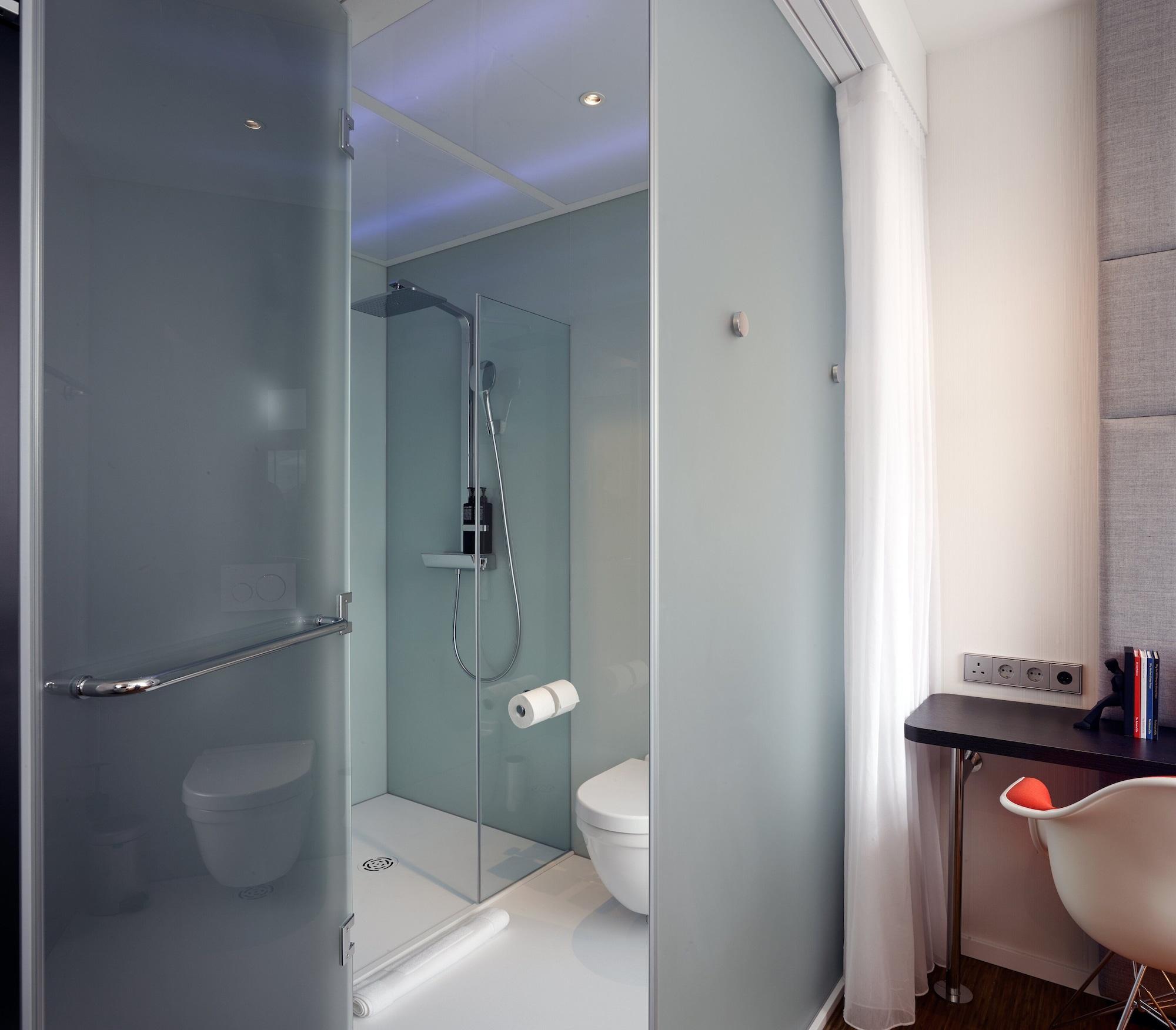 Citizenm Amstel 4*