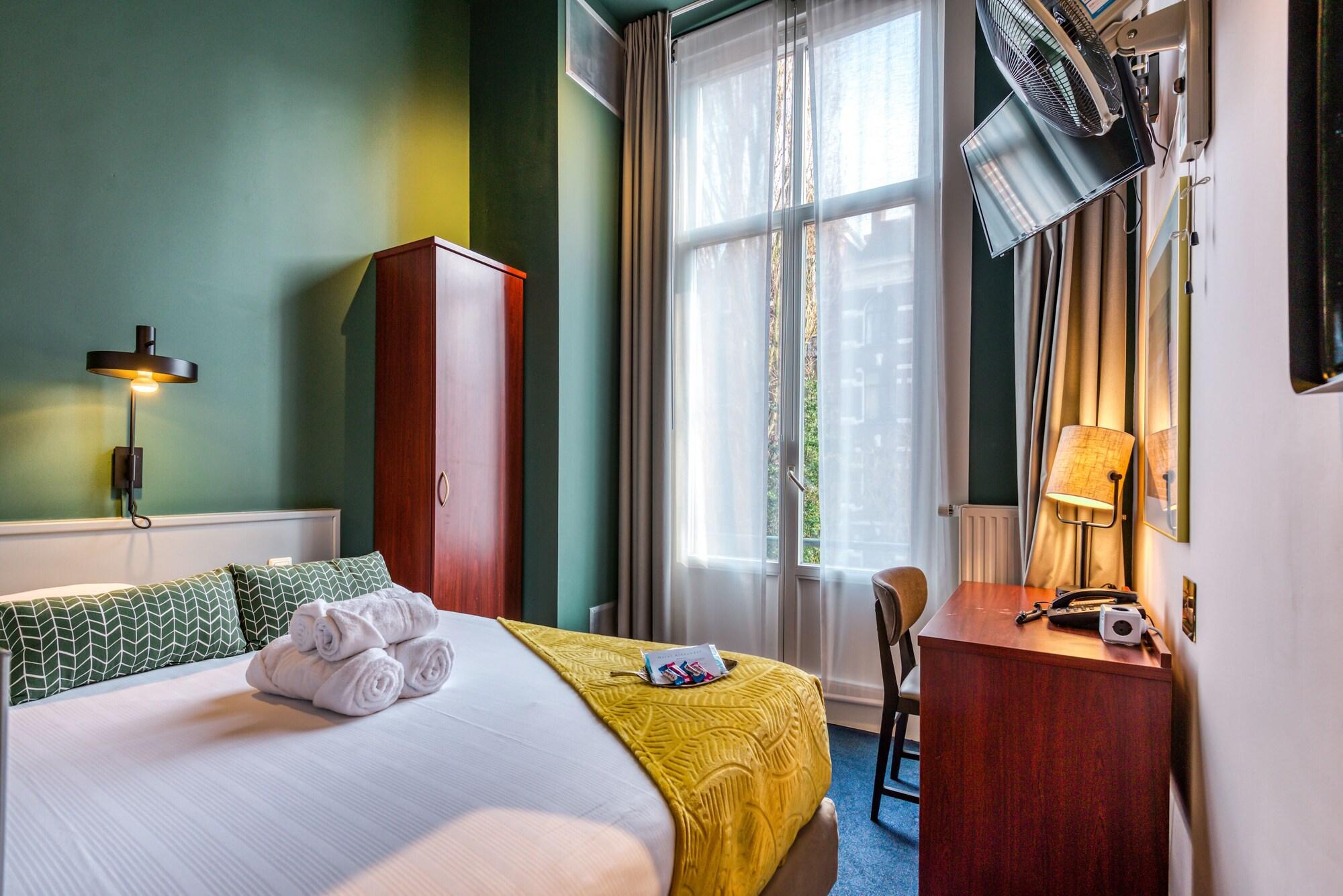 Alexander Amsterdam
