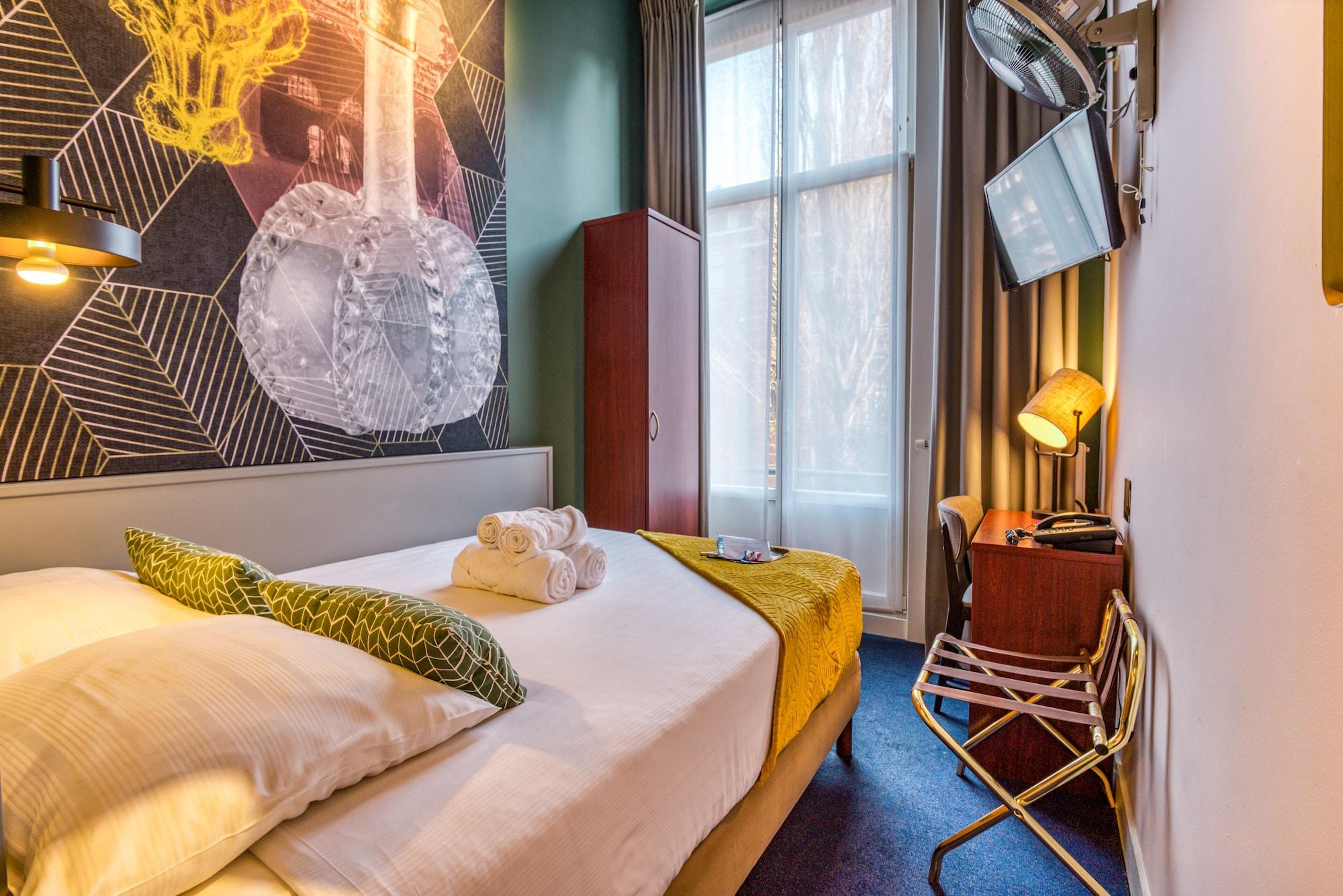 Hotel Alexander 3*