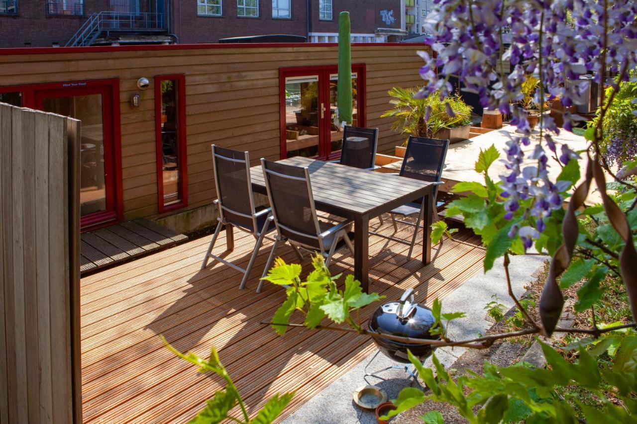 Dreamtime Houseboat