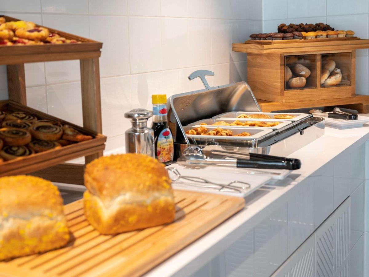 Mercure North Station Hotel 4*