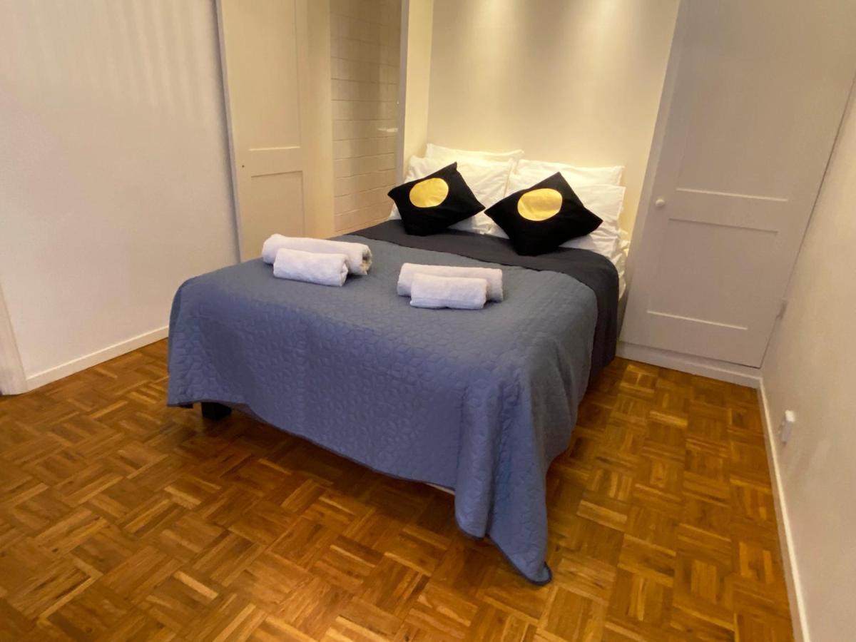 Canal Hideaway Guest house *