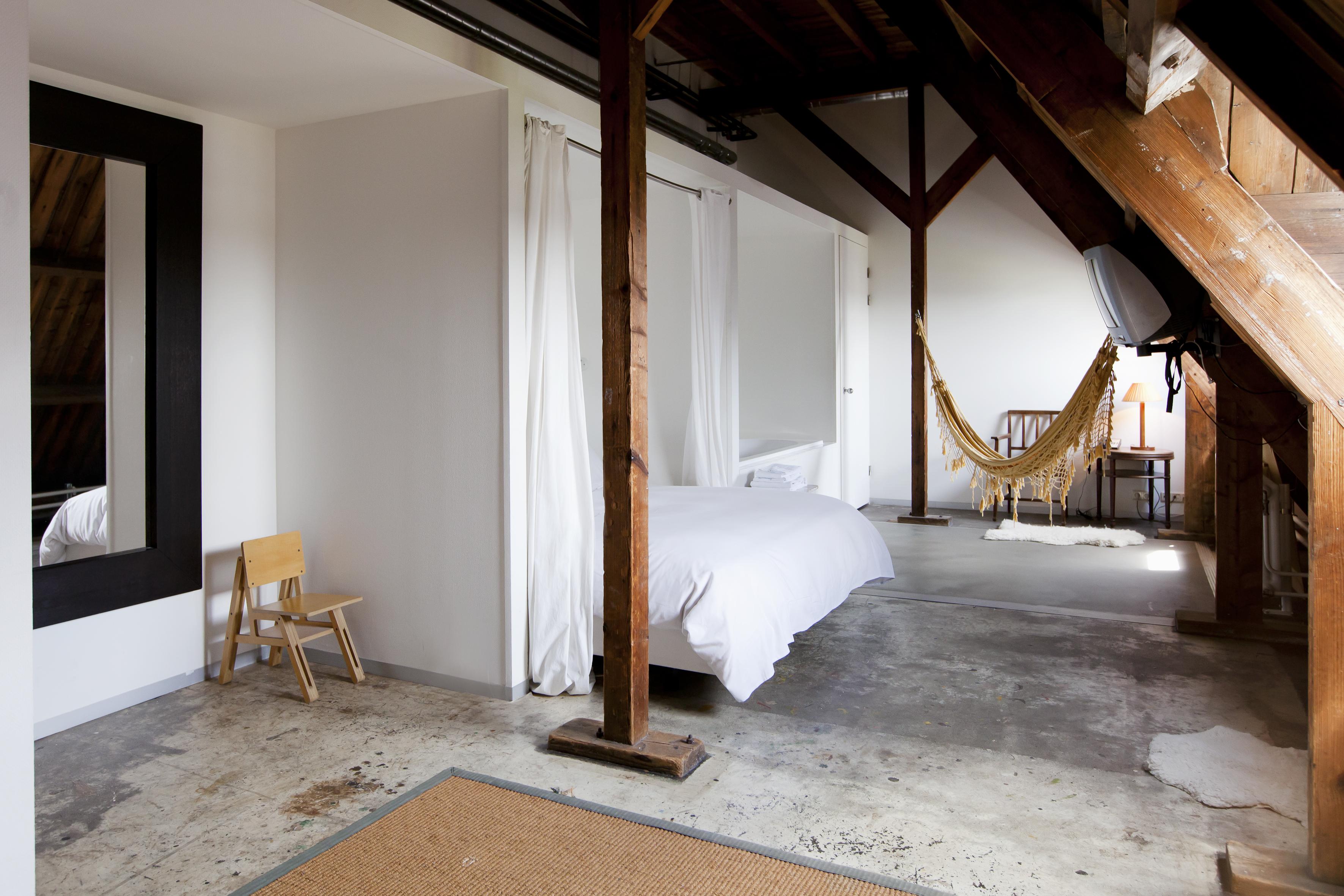 Lloyd Hotel