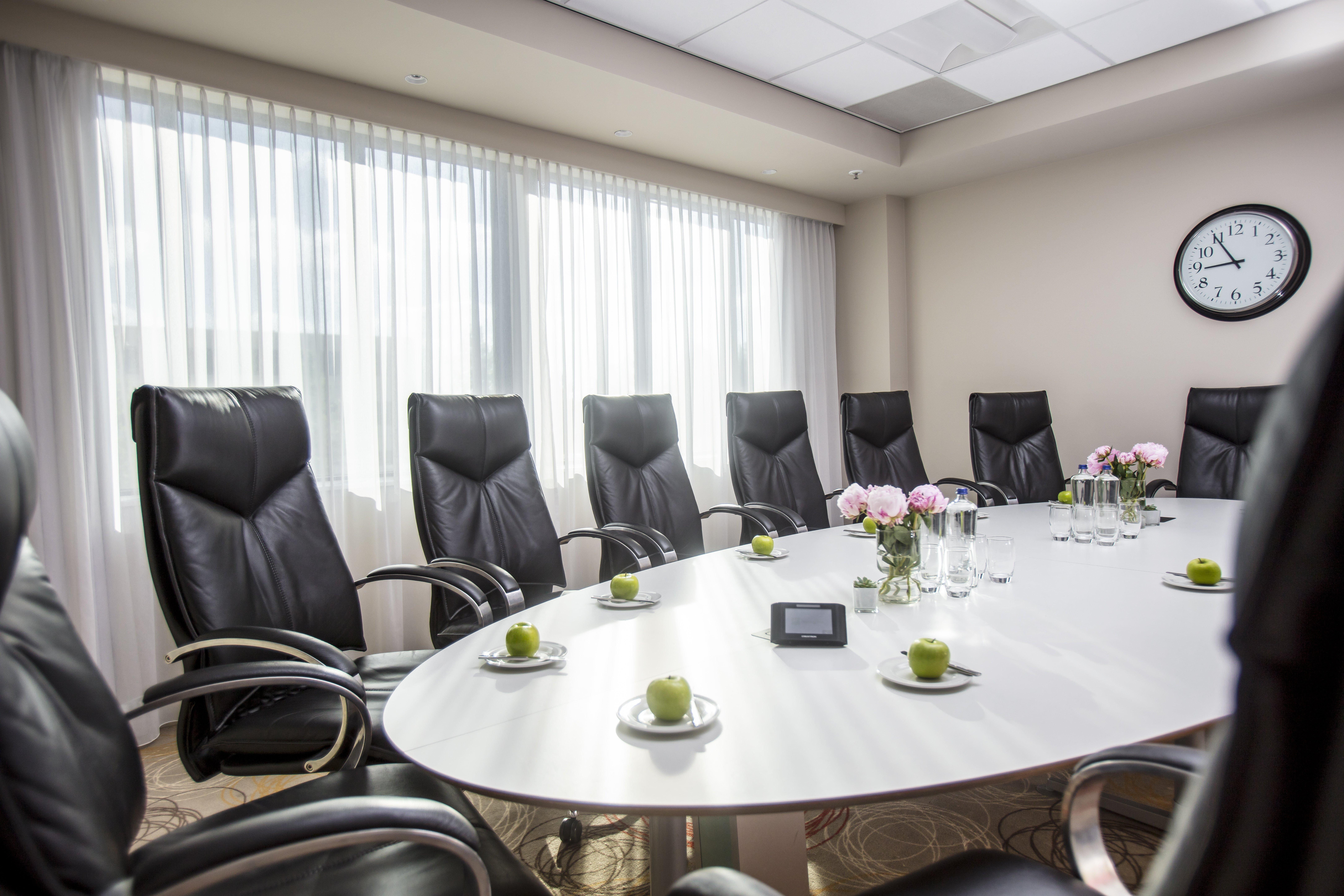 - Arena Towers By Ihg 4* Amsterdam