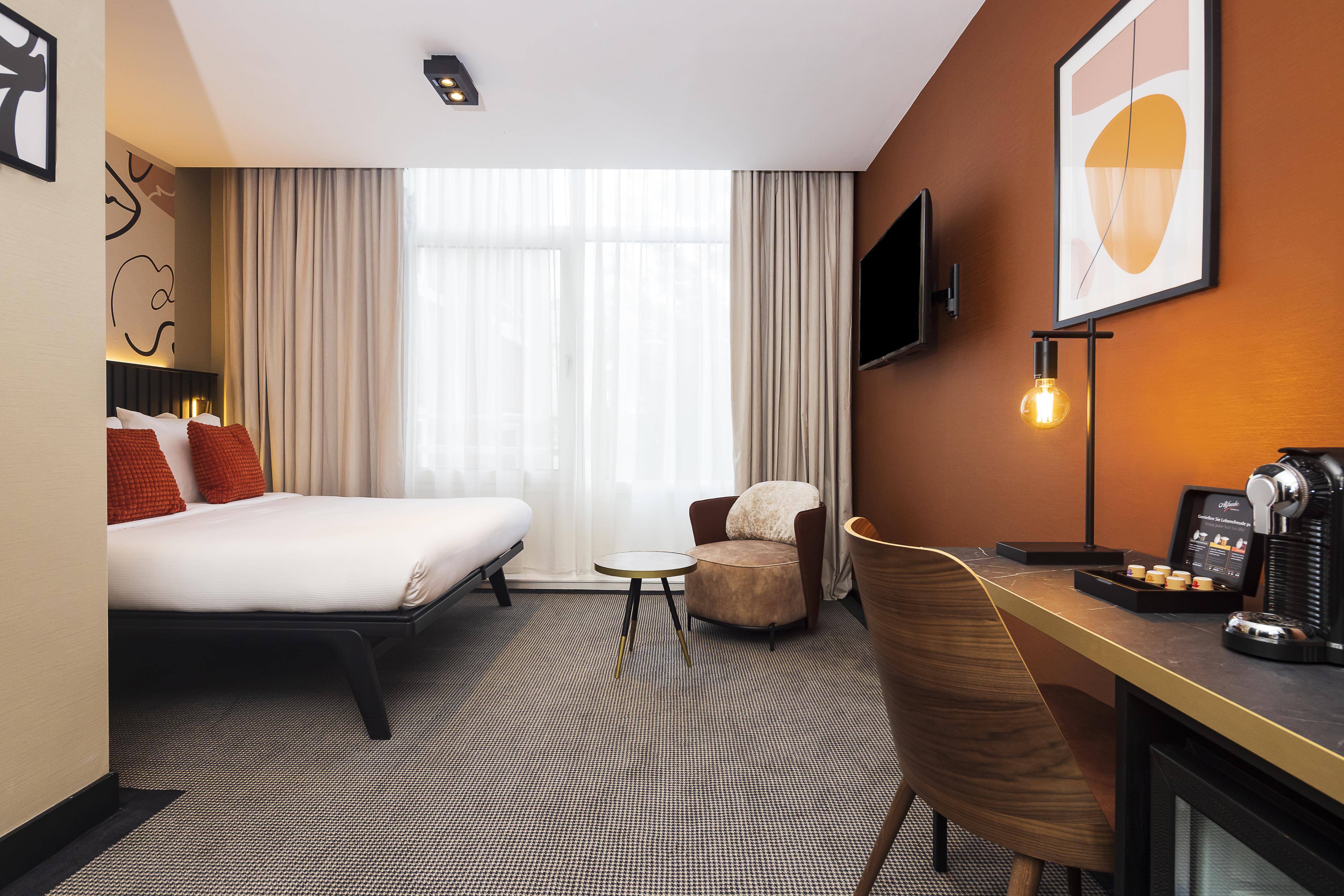 Hotel Huygens Place 4*
