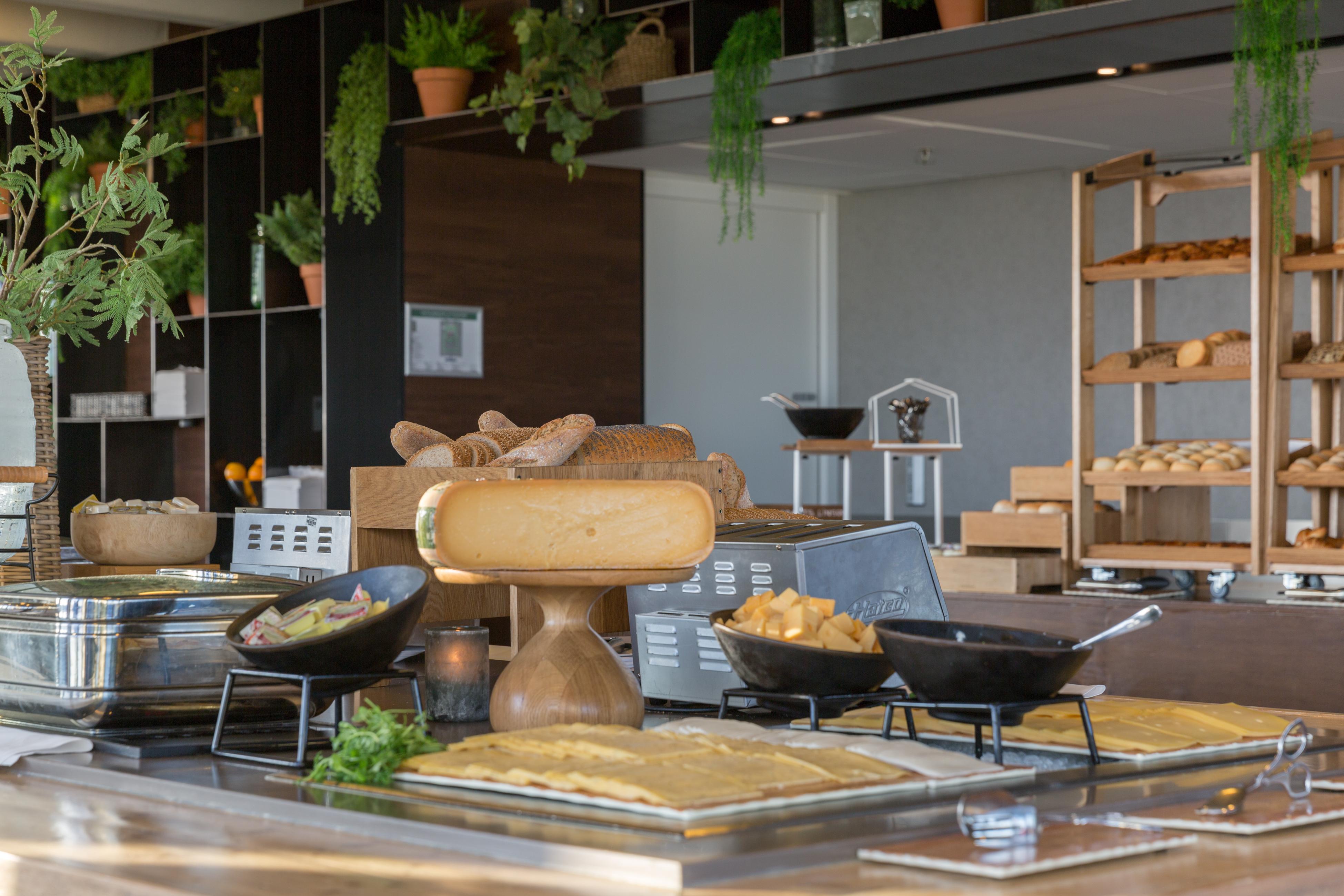 Leonardo Rembrandtpark Hotel 4*