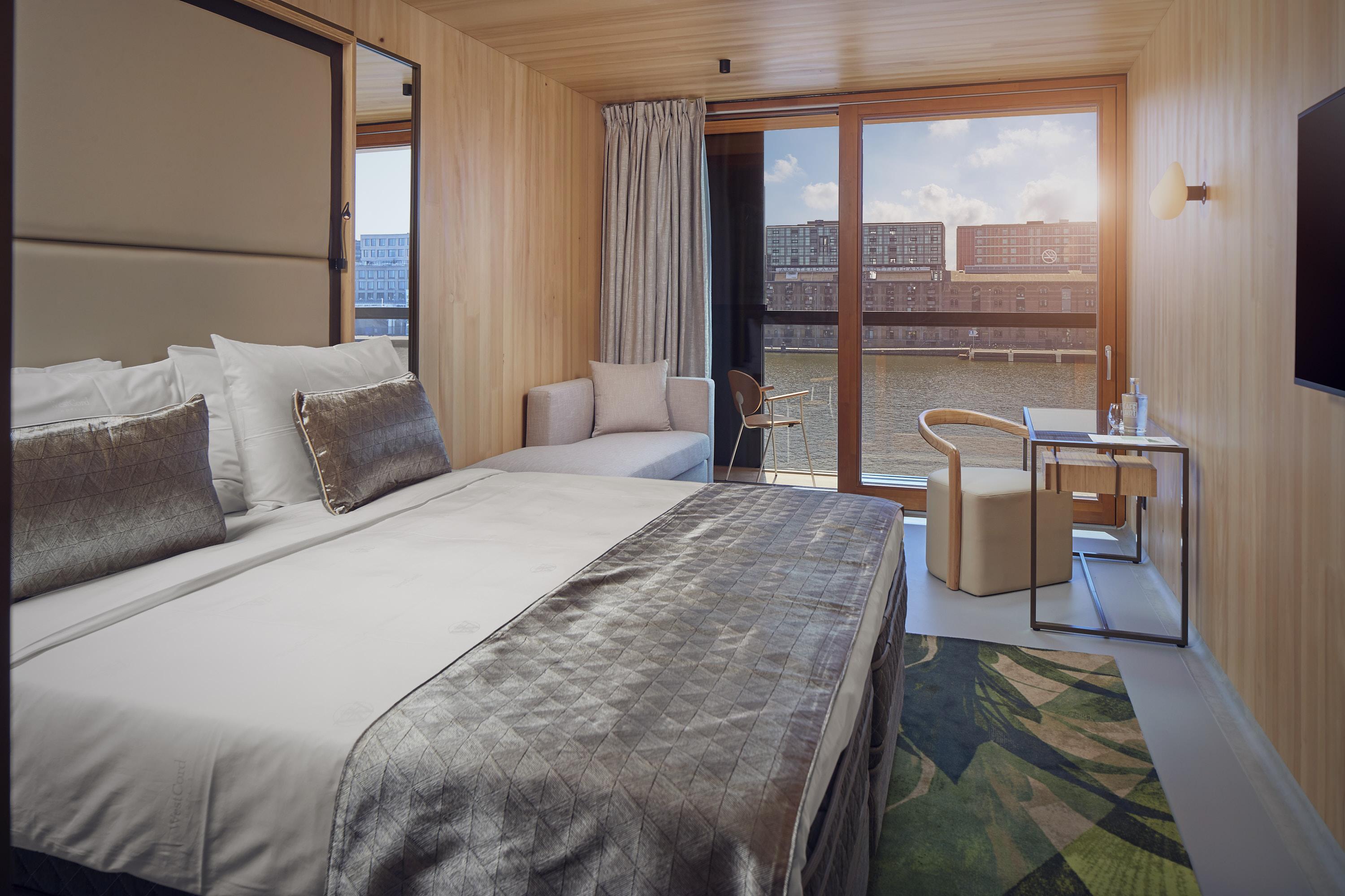 Hotel Jakarta 4*