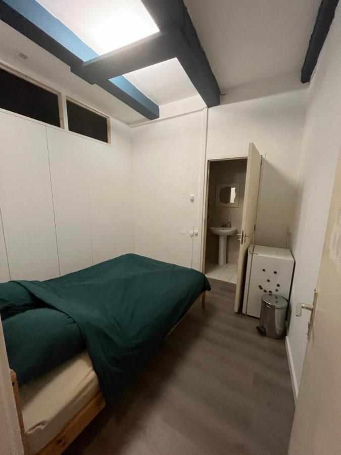 Gasthuis Iru, Not For Parties, Not A Hotel, With No Kitchen