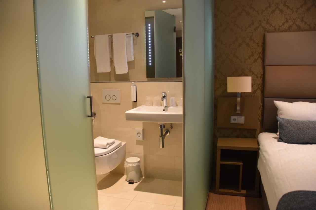 Hotel Ozo Arena