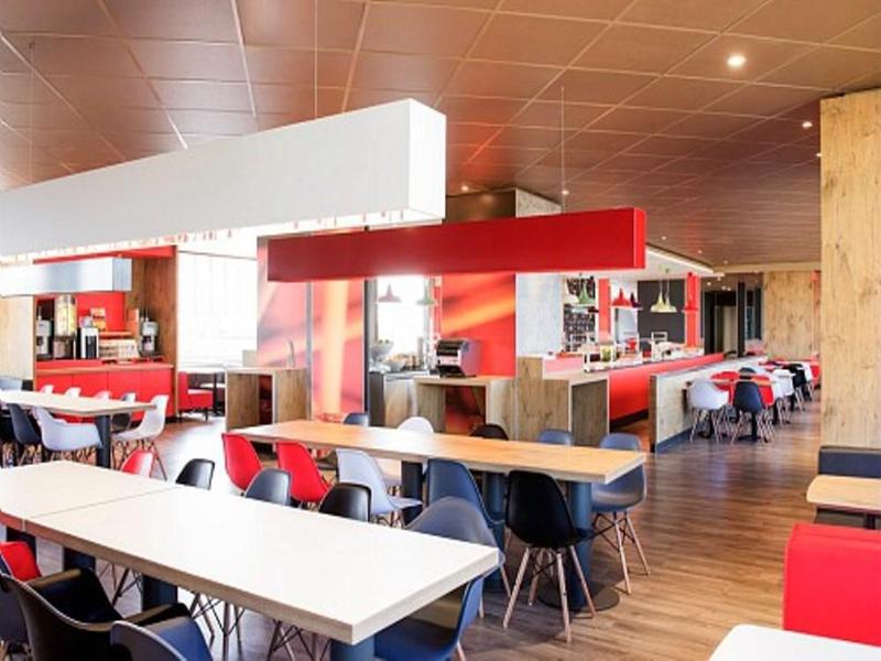 Ibis Centre 3*