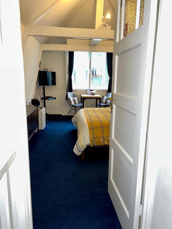 4 Guestrooms Amsterdam